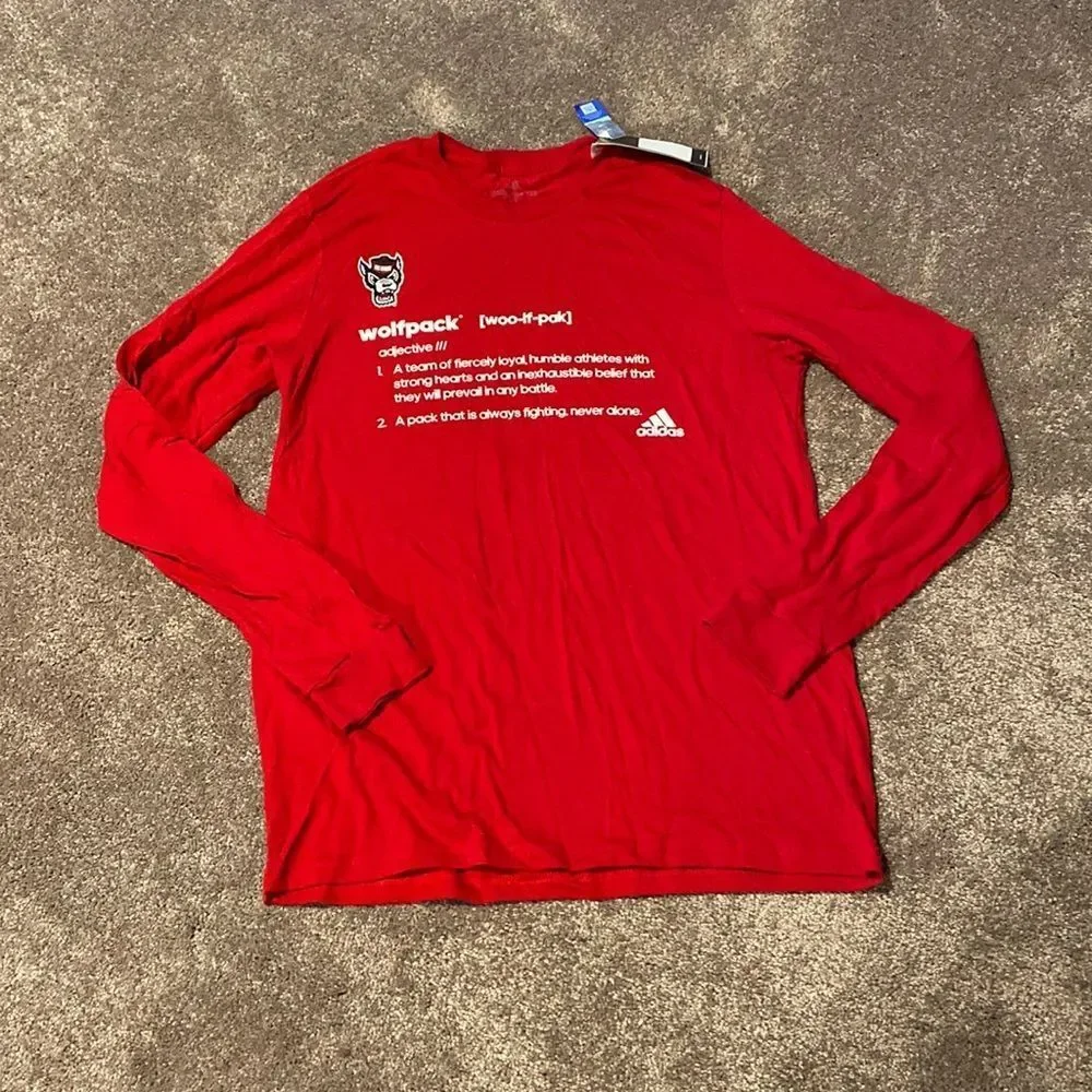 Adidas Amplifier Graphic Long Sleeve Tee SIZE M Red Logo Athletic Shirt NWT